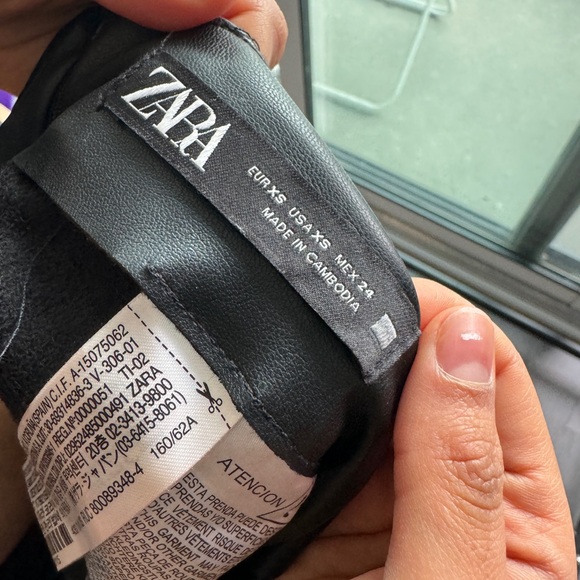 Zara leather mini black skirt - Picture 2 of 3